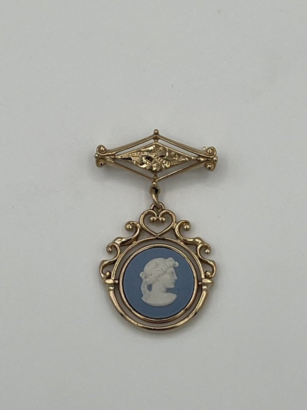 Vintage Wedgwood Blue Jasperware Cameo Spinner Drop Brooch Pin Gold Tone England